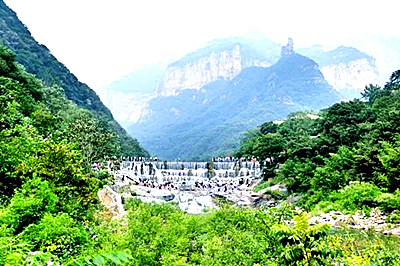 万仙山、郭亮村、 八里沟、天界山三日游